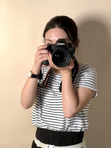 初心者向け 手ブレで失敗しないカメラの持ち方を徹底解説 写真と暮らそう 阿部写真舘 茨城 プレイアトレ土浦店