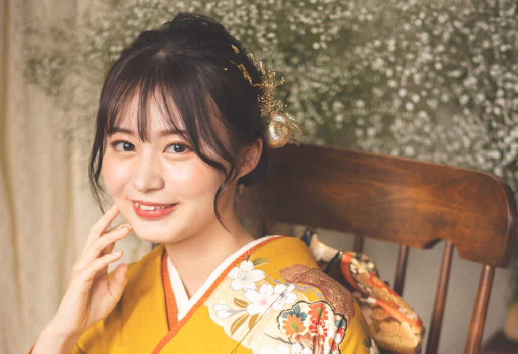 茨城のスタジオで振袖姿を撮影する様子